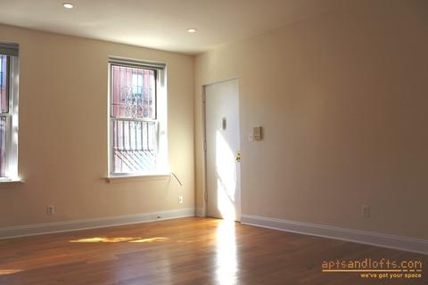 8777 Balboa Dr, Cincinnati, OH 45231 photo 2
