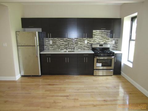 110 Charlton St, Cincinnati, OH 45219 photo 4