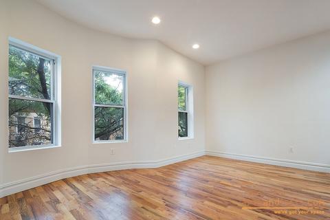 719 Cascade Rd, Forest Park, OH 45240 photo 1
