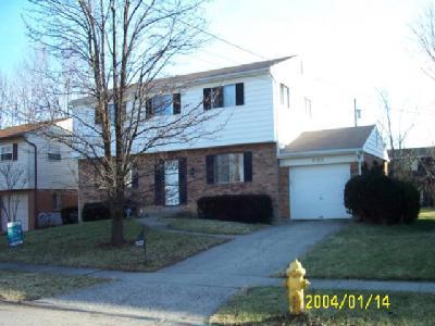 9122 Millcliff Dr, Cincinnati, OH 45231 photo 1