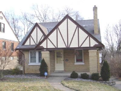 3364 Meyer Pl, Cincinnati, OH 45211 photo 1