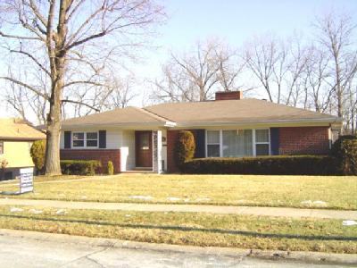 1020 Clearbrook Dr, Cincinnati, OH 45229 photo 1