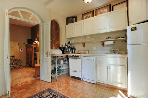 3406 Larue Ct, Cincinnati, OH 45211 photo 4