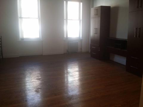 6341 Iris Ave, Cincinnati, OH 45213 photo 2