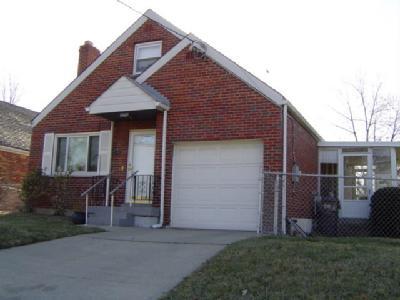 8460 Plainfield Rd, Cincinnati, OH 45236 photo 3