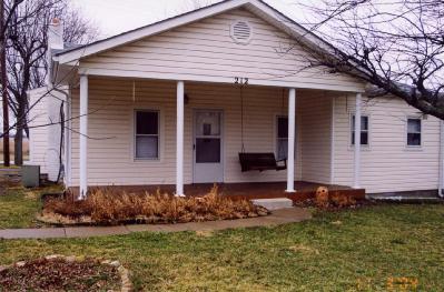 212 Harrison St, Gratis, OH 45330 photo 3
