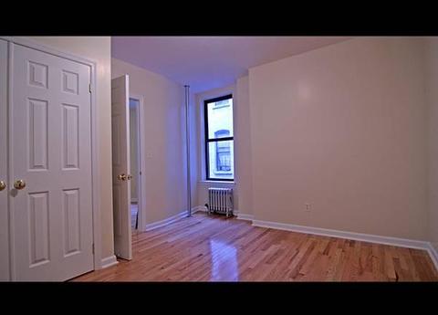 4652 Ashtree Dr, Cincinnati, OH 45223 photo 4