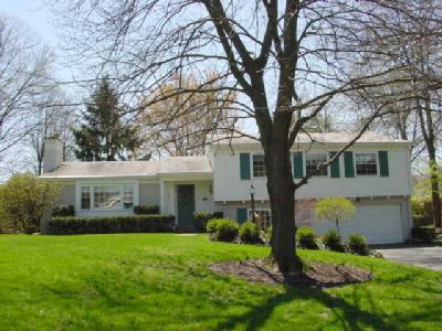 6643 Michael Dr, Cincinnati, OH 45243 photo 1