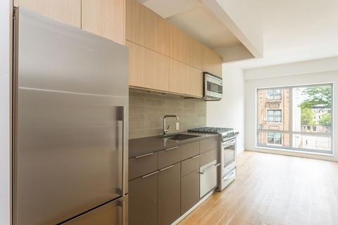 4303 Thirty Third Ave, Cincinnati, OH 45209 photo 1