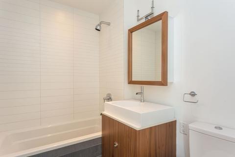 4303 Thirty Third Ave, Cincinnati, OH 45209 photo 5