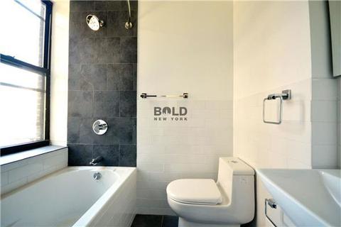 4514 Galbraith Rd, Cincinnati, OH 45236 photo 2