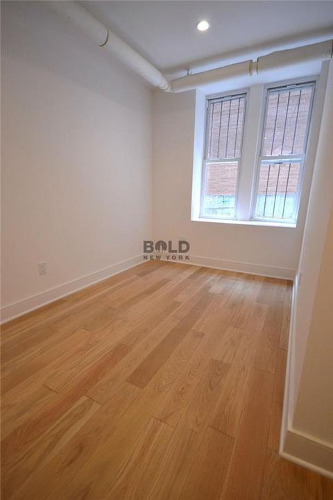 5446 Alomar Dr, Cincinnati, OH 45238 photo 5
