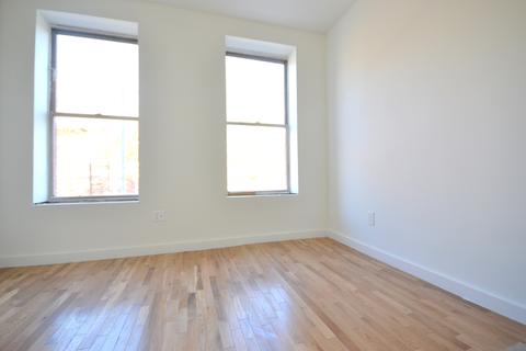 6583 Devonwood Dr, Cincinnati, OH 45224 photo 6