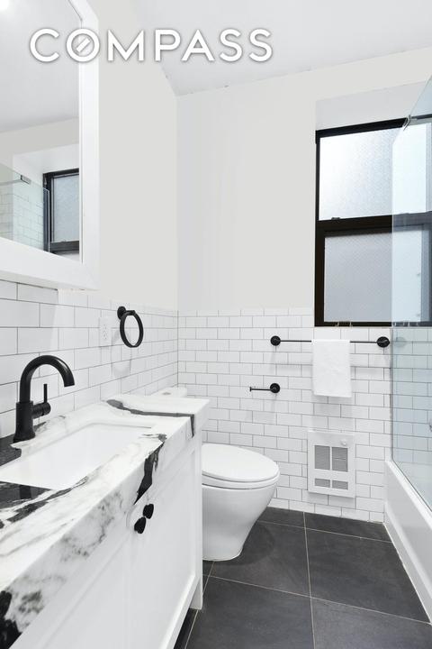 1135 Wells St, Cincinnati, OH 45205 photo 8