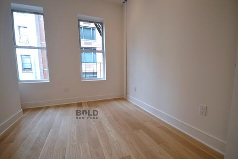 6028 River Rd, Cincinnati, OH 45233 photo 1