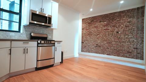 2811 Orland Ave, Cincinnati, OH 45211 photo 1