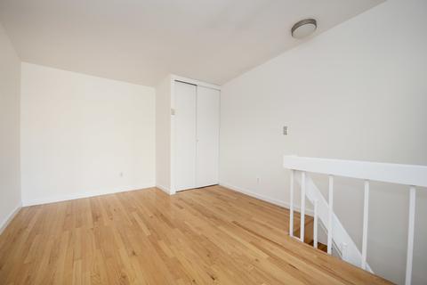 3218 Hildreth Ave, Cincinnati, OH 45211 photo 9