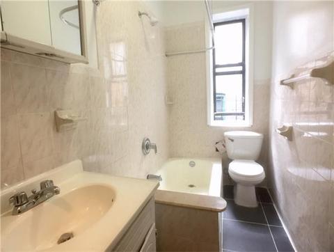5708 Adelphi St, Cincinnati, OH 45227 photo 7