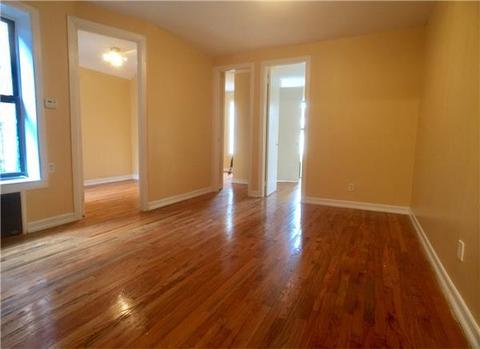 5708 Adelphi St, Cincinnati, OH 45227 photo 1