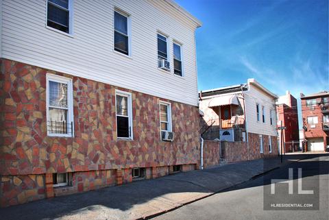 2827 Robert Ave, Cincinnati, OH 45211 photo 2