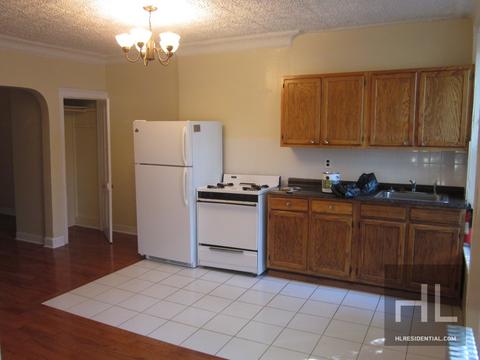 3086 Markbreit Ave, Cincinnati, OH 45209 photo 1