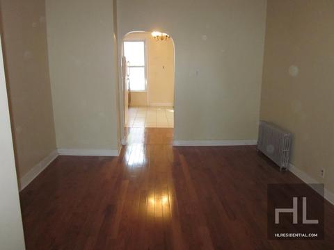 3086 Markbreit Ave, Cincinnati, OH 45209 photo 2