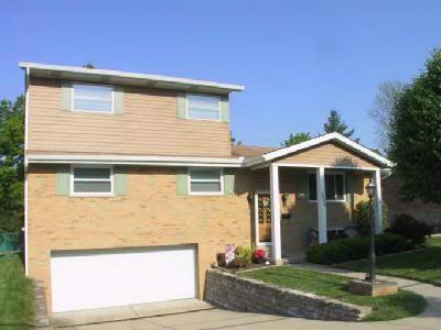 5695 Nickview Dr, Cincinnati, OH 45247 photo 1