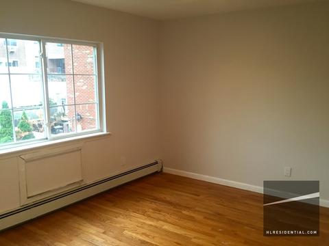 2389 Flora St, Cincinnati, OH 45219 photo 2