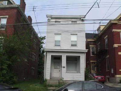 2389 Flora St, Cincinnati, OH 45219 photo 3