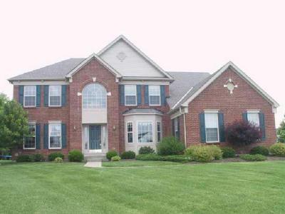 700 Bostwick Ct, Cincinnati, OH 45244 photo 2