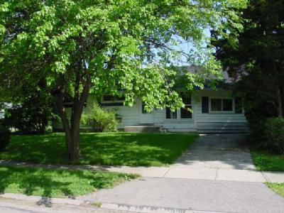 8958 Desoto Dr, Cincinnati, OH 45231 photo 1