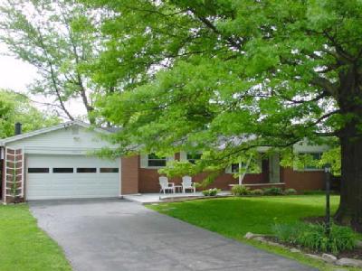 4002 Austin Dr, Cincinnati, OH 45255 photo 3
