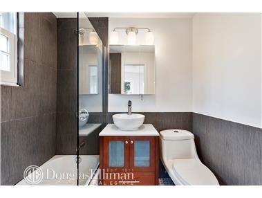 218 Warwick Ave, Hamilton, OH 45013 photo 9