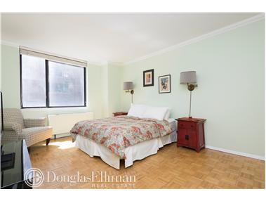 1623 Powers St, Cincinnati, OH 45223 photo 6