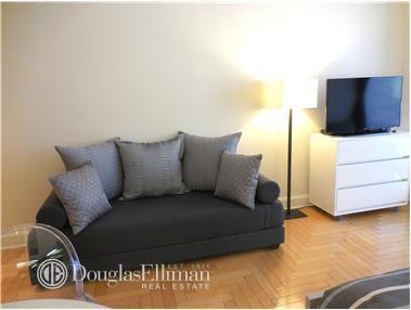 2733 Willard Ave, Cincinnati, OH 45209 photo 9