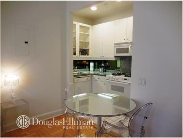 2733 Willard Ave, Cincinnati, OH 45209 photo 4