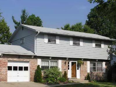 1621 Laval Dr, Cincinnati, OH 45255 photo 2