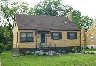 8165 Hollybrook Ct, Cincinnati, OH 45239 photo 3