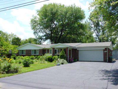 563 Sonny Ln, Cincinnati, OH 45244 photo 3