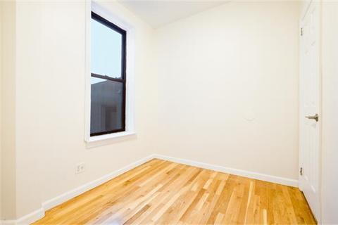 945 Olive Ave, Cincinnati, OH 45205 photo 8