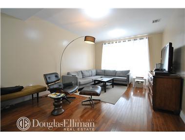 1808 Baltimore Ave, Cincinnati, OH 45225 photo 2