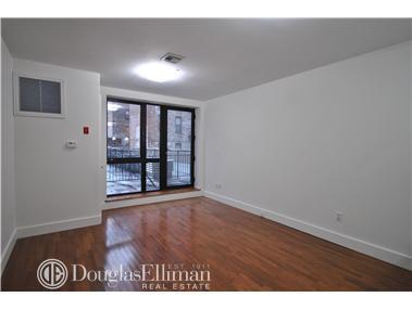 1808 Baltimore Ave, Cincinnati, OH 45225 photo 4