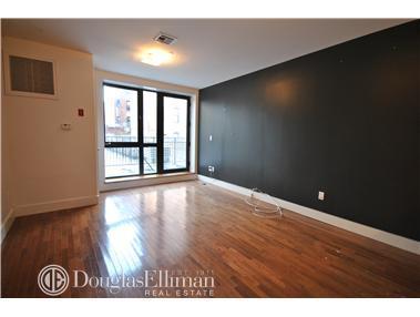 1808 Baltimore Ave, Cincinnati, OH 45225 photo 6