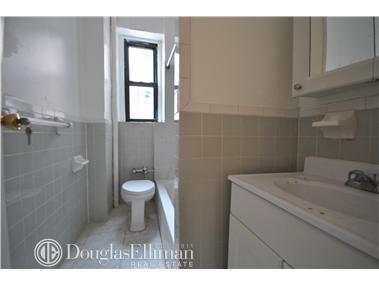 5007 Sean Cir, Blanchester, OH 45107 photo 9