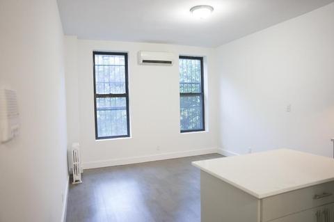 9671 Winton Rd, Cincinnati, OH 45231 photo 1