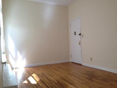 1741 Sutton Ave, Cincinnati, OH 45230 photo 2