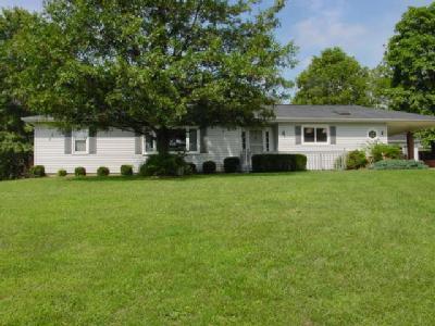 2203 W Elkton Rd, Hamilton, OH 45013 photo 3