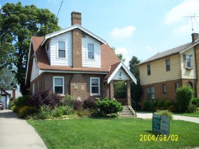 1620 Flora Ave, Cincinnati, OH 45231 photo 1