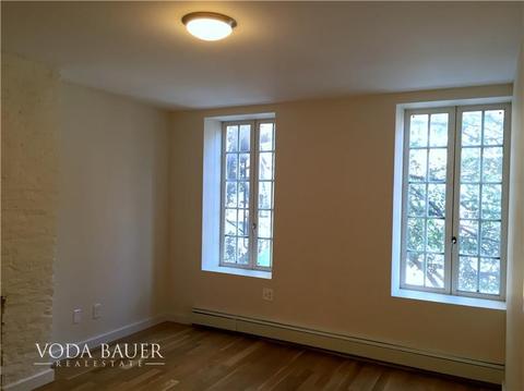 960 Mark Ave, Hamilton, OH 45013 photo 2
