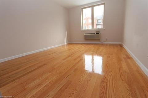 9386 Flemington Dr, Wyoming, OH 45231 photo 2